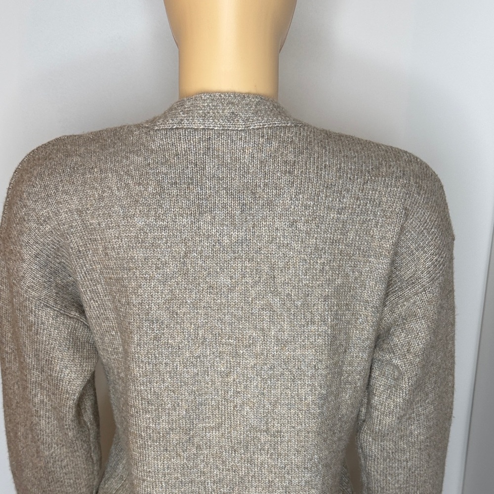 Member’s Mark Soft Knit V-Neck Cardigan – Neutral Heather Beige – XS - Picture 8 of 14
